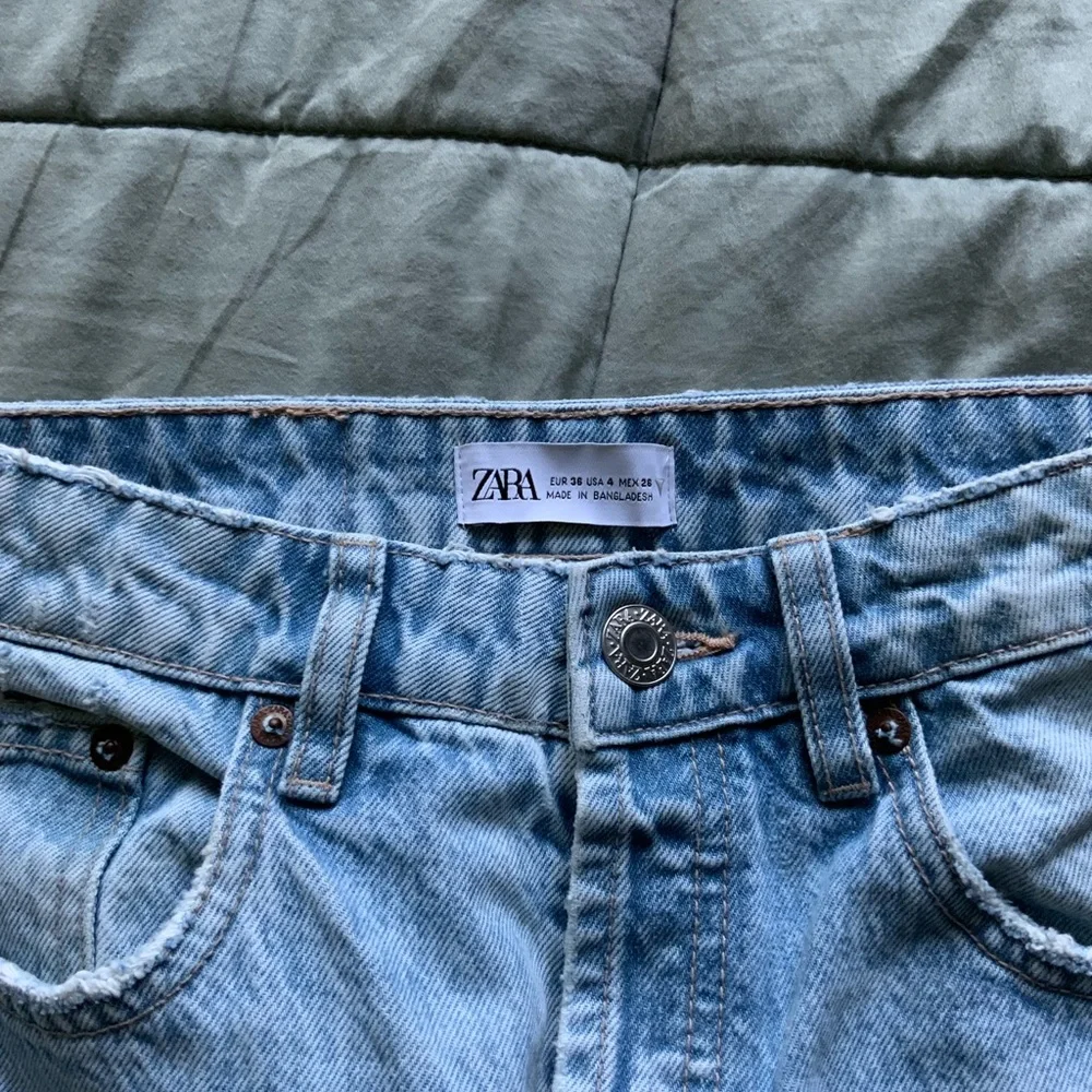 High Rise Straight Leg Jean - Picture 3 of 3